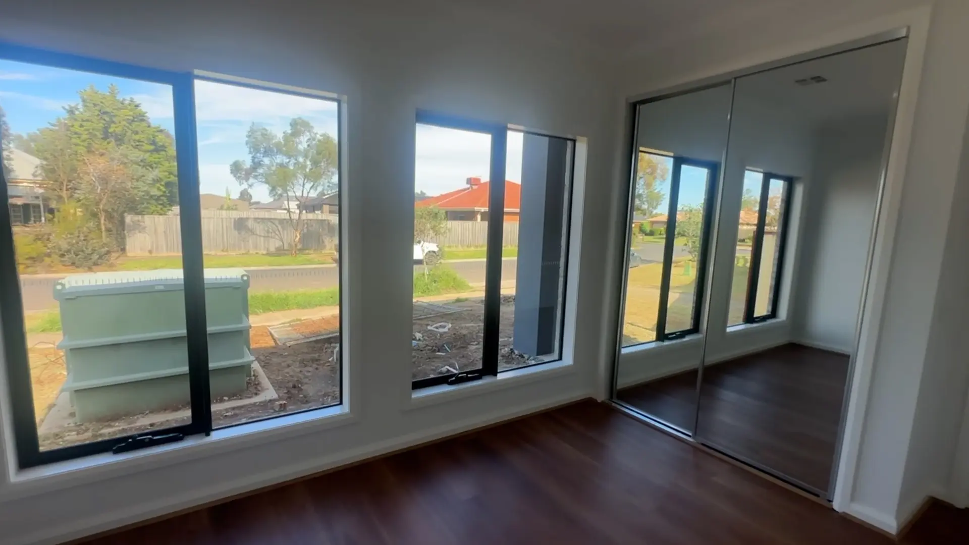 Property Showcase 14