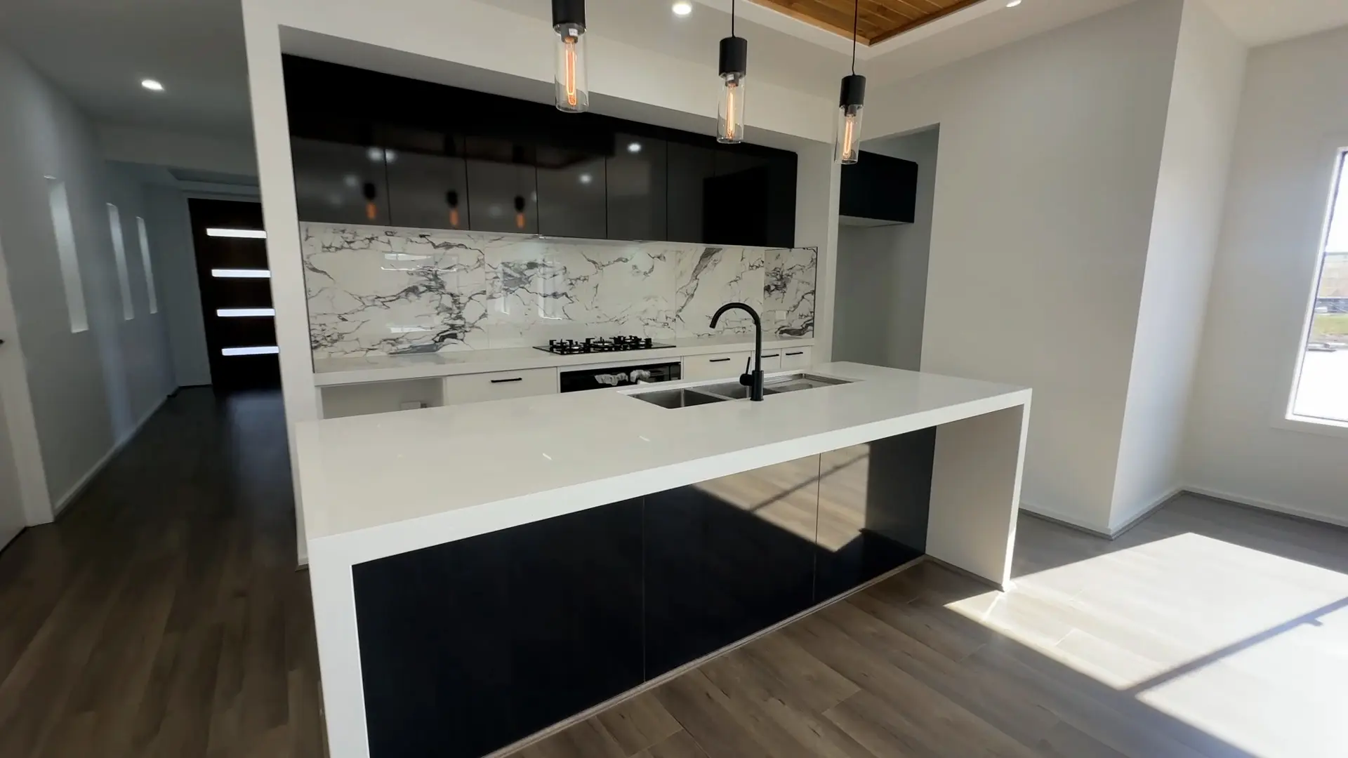 Property Showcase 20